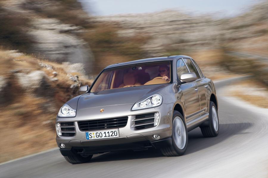  Porsche Cayenne 2007 года  (фото 30 из 52)